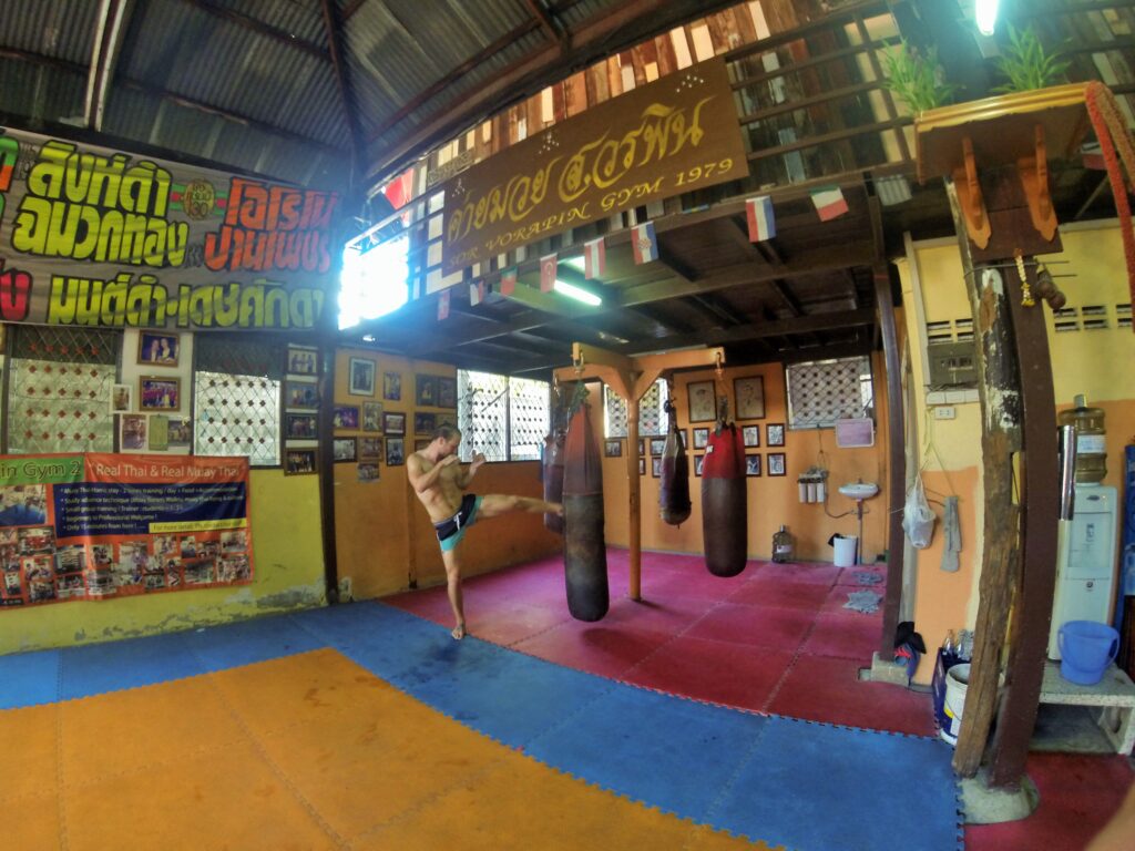 THAI BOX GYM